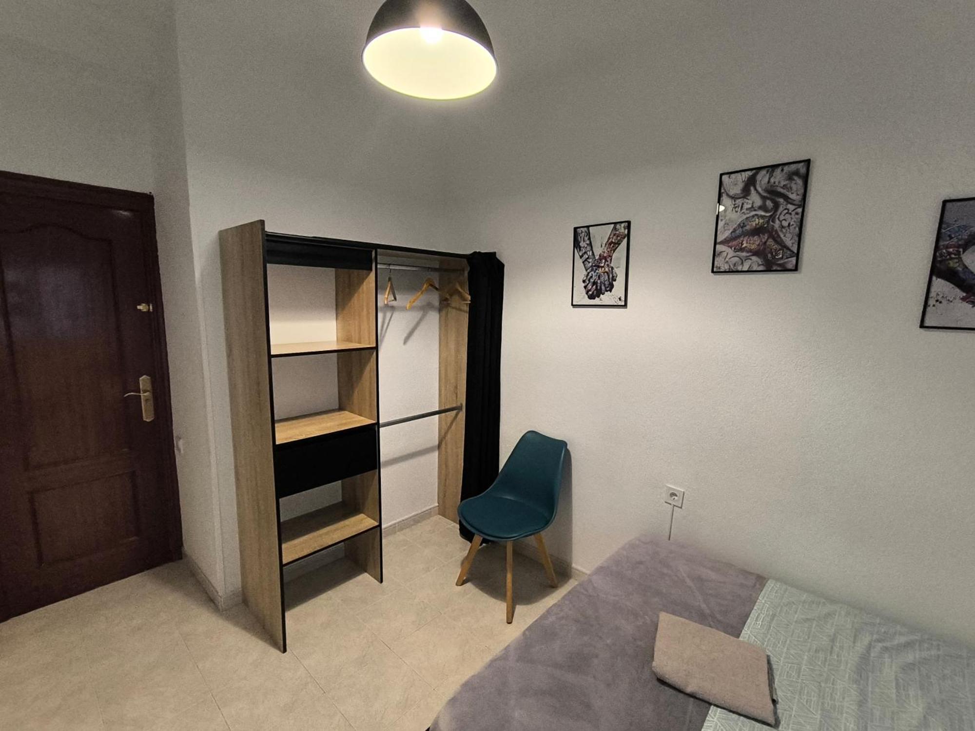 Habitaciones En Apartamento Compartido W Host Аликанте Екстериор снимка